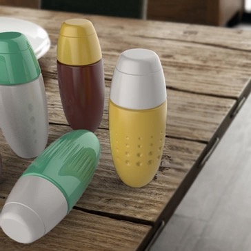 Some bottles of the ConTè project: yellow, green and red